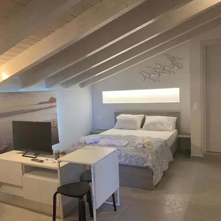 Pensionat Terpsichore Boutique Bright New Sofita And